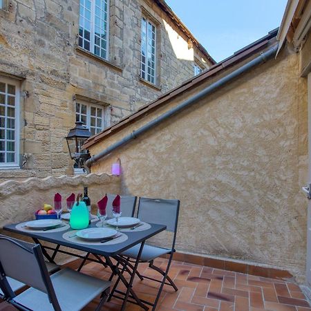 Chez Alice Appartement En Plein Centre Ville Sarlat Esterno foto