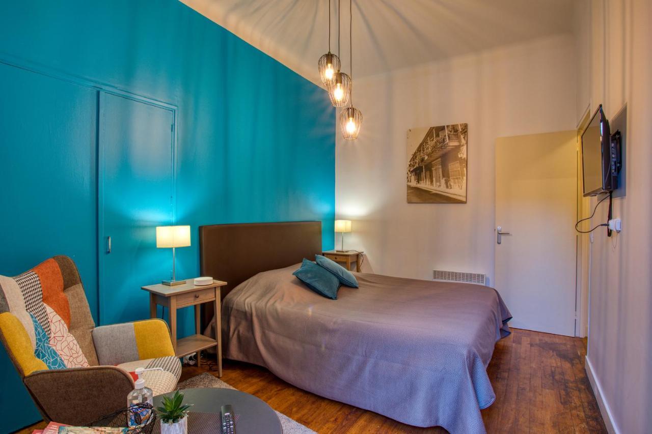 Chez Alice Appartement En Plein Centre Ville Sarlat Esterno foto