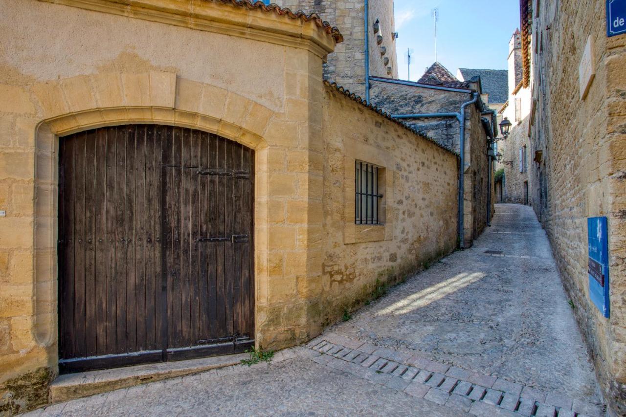 Chez Alice Appartement En Plein Centre Ville Sarlat Esterno foto