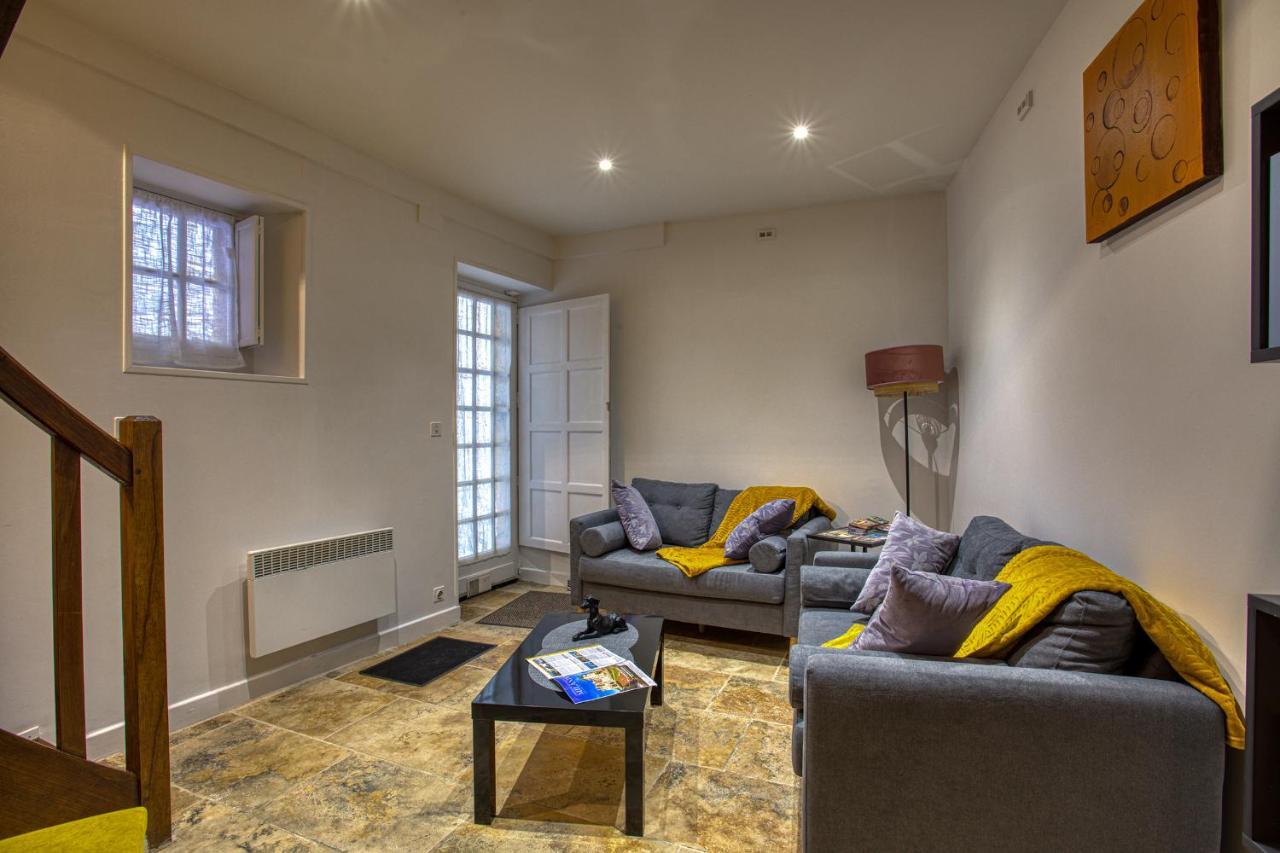 Chez Alice Appartement En Plein Centre Ville Sarlat Esterno foto