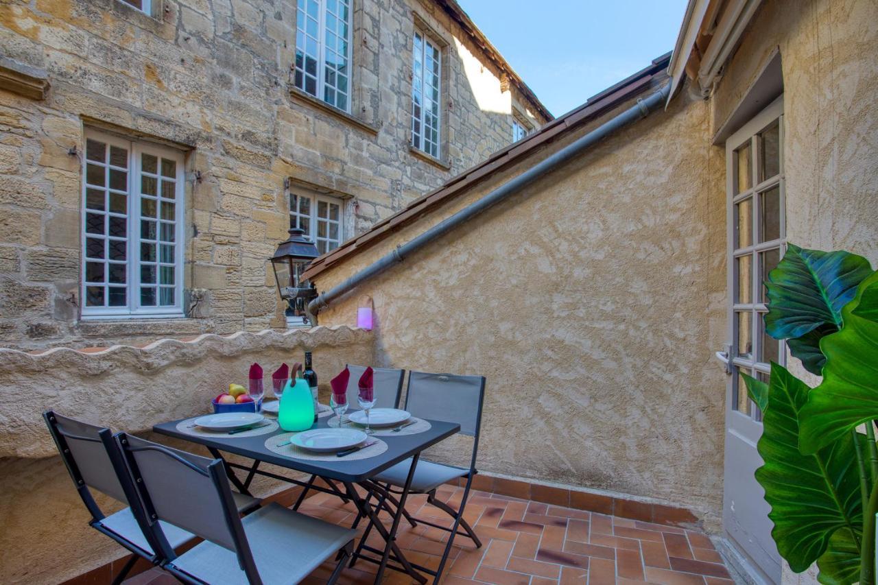 Chez Alice Appartement En Plein Centre Ville Sarlat Esterno foto