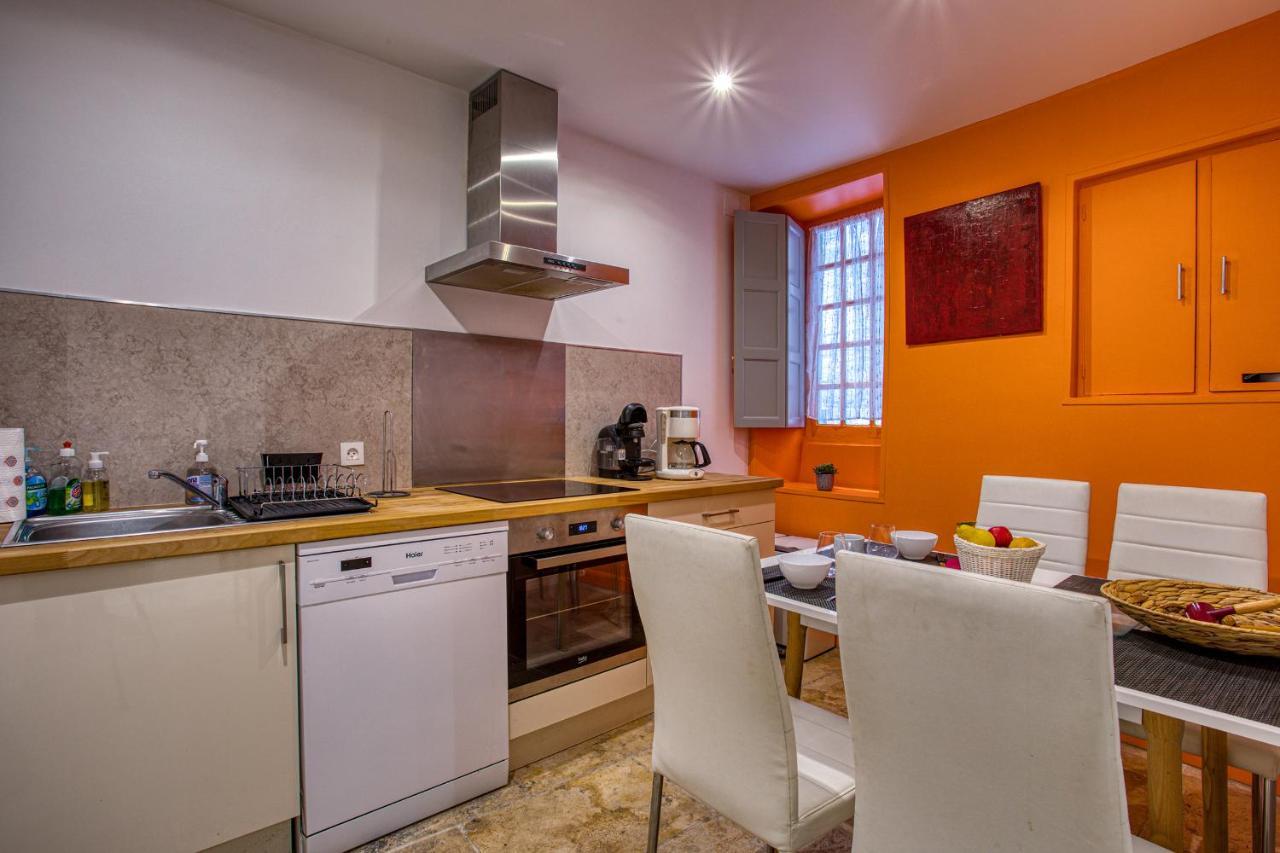 Chez Alice Appartement En Plein Centre Ville Sarlat Esterno foto