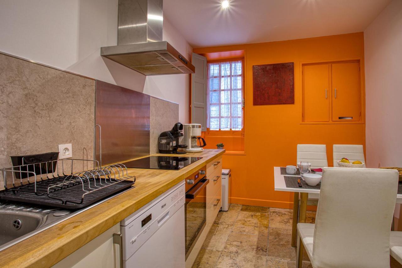 Chez Alice Appartement En Plein Centre Ville Sarlat Esterno foto